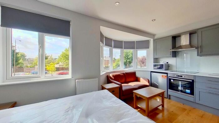 1 Bedroom Studio To Rent In Bushey Road, Wimbledon Chase, SW20