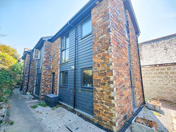 1 Bedroom Terraced House To Rent In Church Street, Helston, TR13