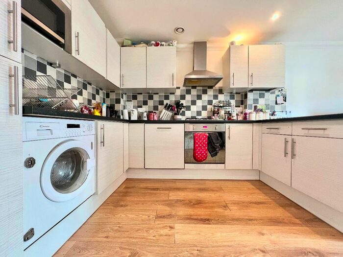 1 Bedroom Flat To Rent In Mulgrave Road, Croydon, CR0