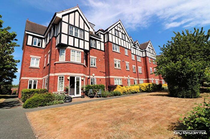 2 Bedroom Flat To Rent In Cherry Gardens, Market Street, Hoylake, Wirral, CH47