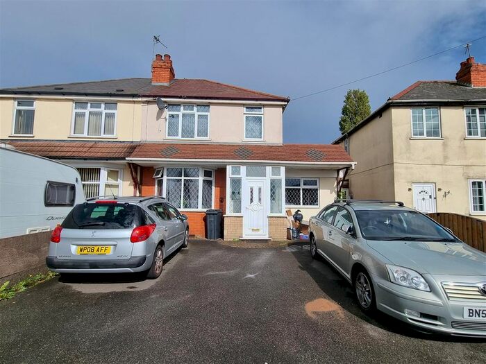 Studio To Rent In Bradleys Lane, Wallbrook, Bilston, WV14