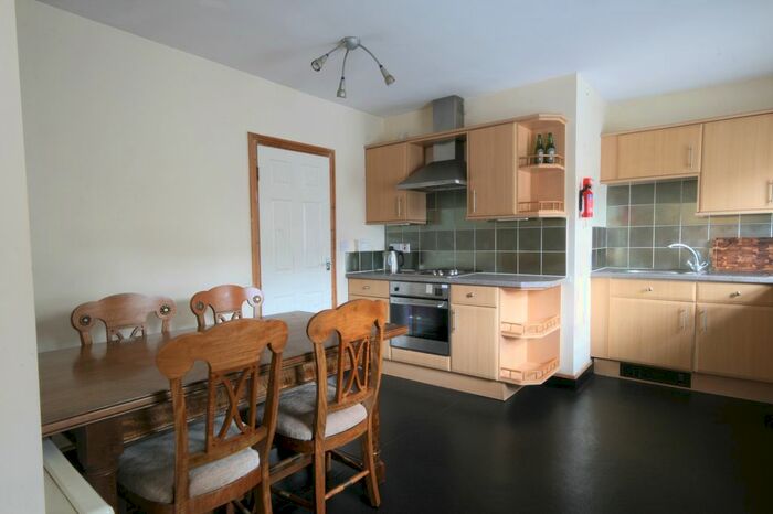 3 Bedroom Flat To Rent In Ruth First House, Claypath, Durham DH1