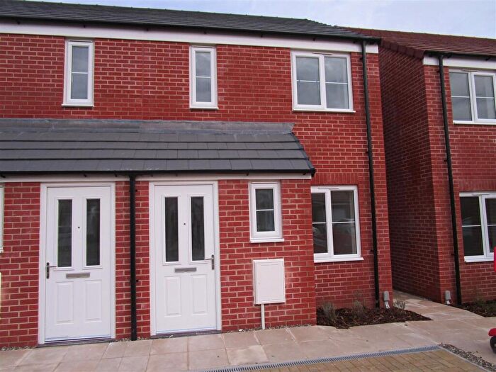 2 Bedroom Semi Detached House To Rent In Ellis Drive, Bradwell., NR31