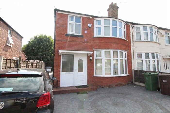 5 Bedroom Property For Sale In Victoria Road, Fallowfield, M14