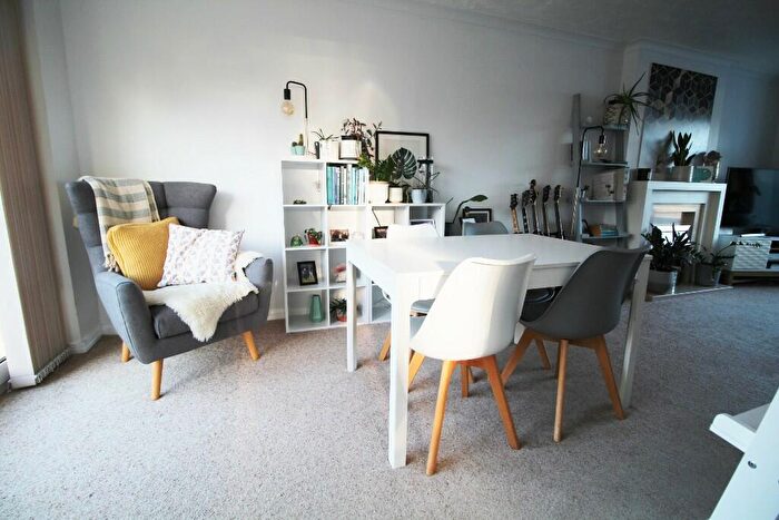 3 Bedroom Detached House For Sale In Harbury Avenue, Southport, Merseyside, PR8