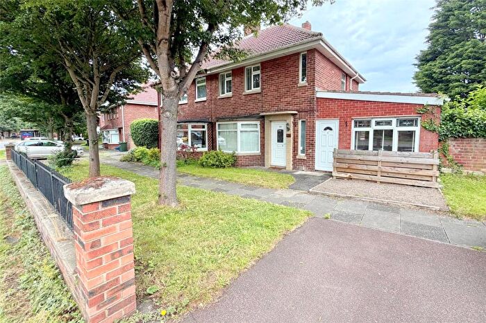 2 Bedroom Semi-Detached House For Sale In Shields Road, Whitley Bay, NE25