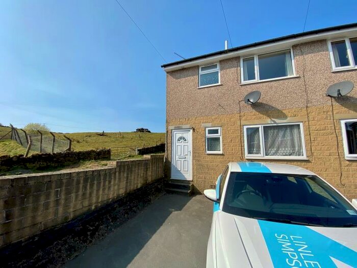 1 Bedroom Flat To Rent In Grey Scar Court, Oakworth, Keighley, West Yorkshire, BD22
