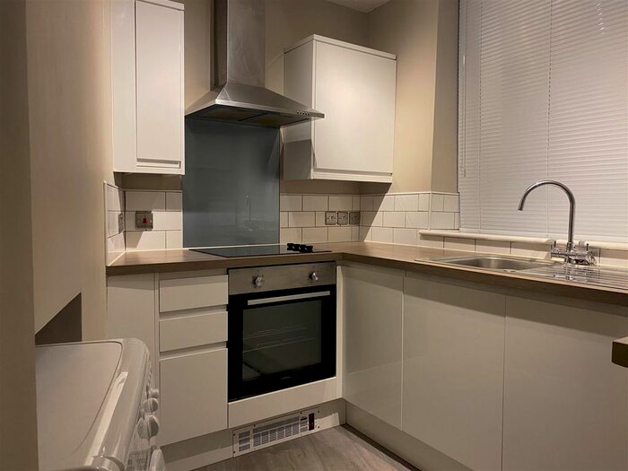 1 Bedroom Flat To Rent In Scale Lane, Hull, HU1