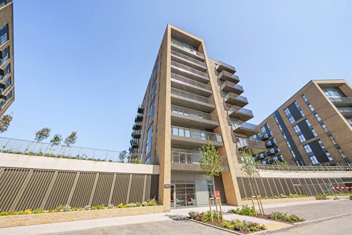 2 Bedroom Apartment To Rent In Flagstaff Road, Reading, RG2