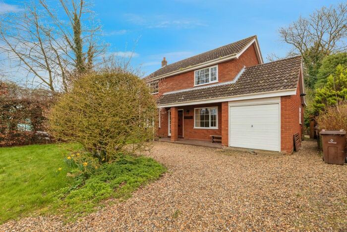 4 Bedroom Detached House For Sale In Bow Street, Great Ellingham, Attleborough, NR17