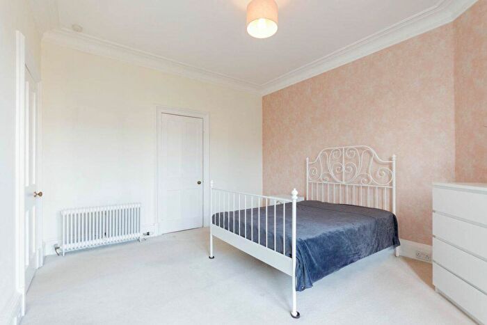 1 Bedroom Flat To Rent In L – Merchiston Grove, Edinburgh, EH11