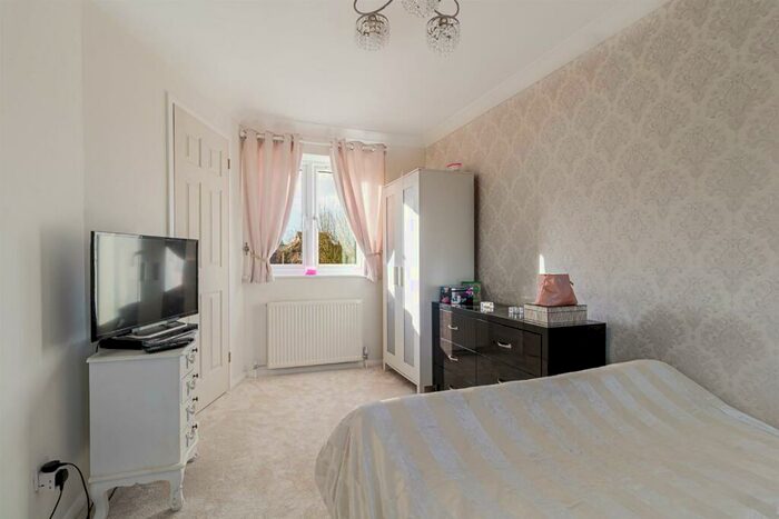 2 Bedroom End Of Terrace House For Sale In Shardlow Close, Haverhill, CB9