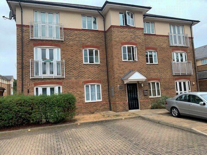 1 Bedroom Flat To Rent In Periwood Crescent, Perivale, UB6