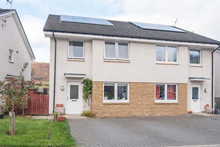 4 Bedroom Semi-Detached House For Sale In Dunmoss View, Coalsnaughton, Tillicoultry, FK13
