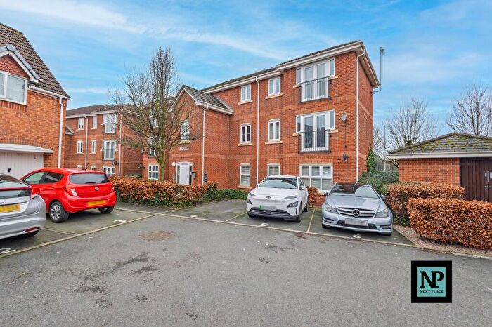 2 Bedroom Apartment For Sale In Meander Close, Wilnecote, B77