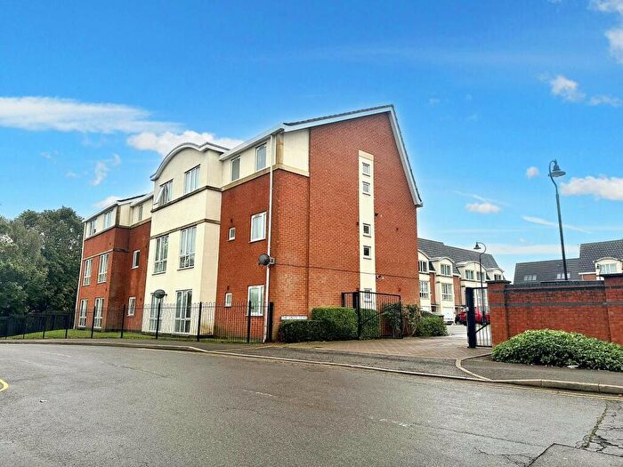 3 Bedroom Terraced House To Rent In The Green Mews, NG5