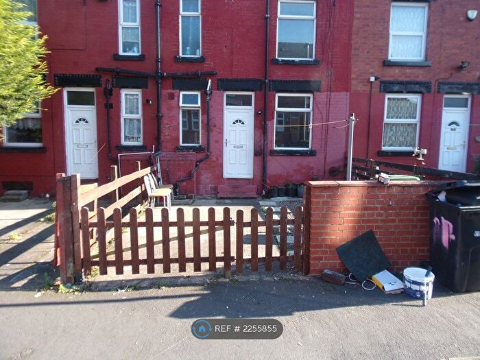 2 Bedroom Terraced House To Rent In Sunbeam Terrace, Leeds, LS11