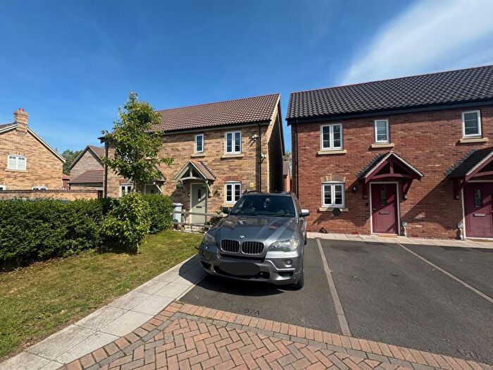 2 Bedroom Semi-Detached House For Sale In Bridgeways, Alford, LN13