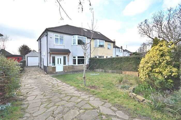 3 Bedroom Semi Detached House For Sale In Ringwood Avenue, Leeds, West Yorkshire, LS14