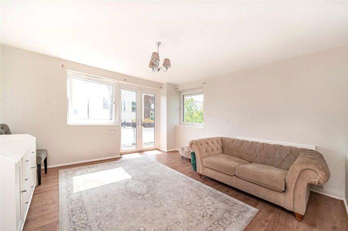 1 Bedroom Flat For Sale In Rapley House, Turin Street, London, E2