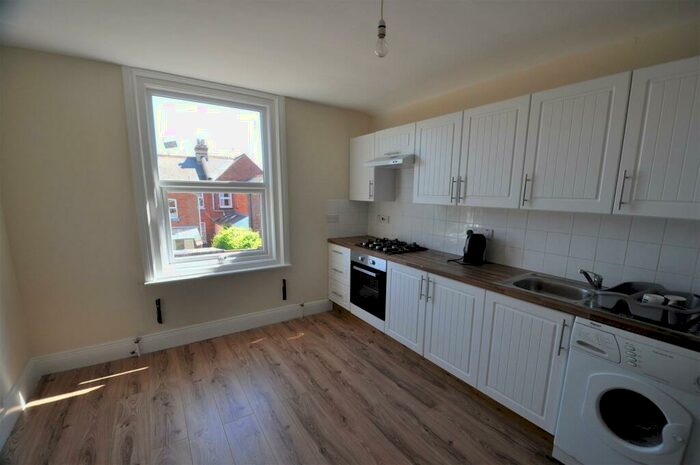 2 Bedroom Maisonette To Rent In St Johns Road, Mount Pleasant, Exeter, EX1