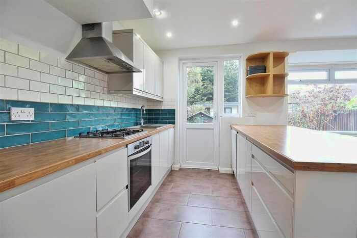 3 Bedroom Property To Rent In Meadow Road, Feltham, TW13