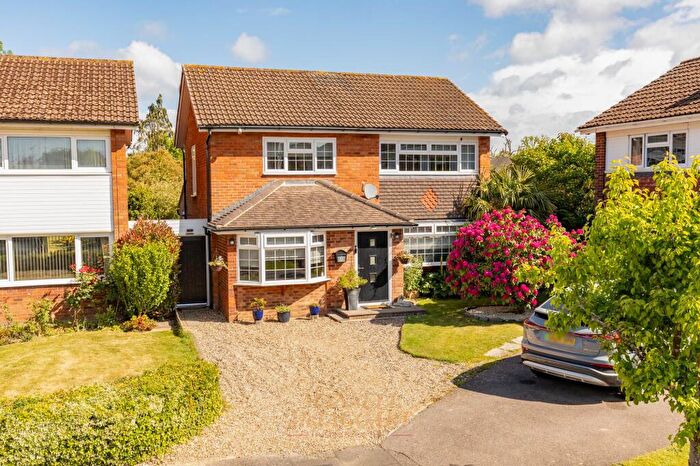 4 Bedroom Detached House For Sale In Rusper Road, Crawley, RH11