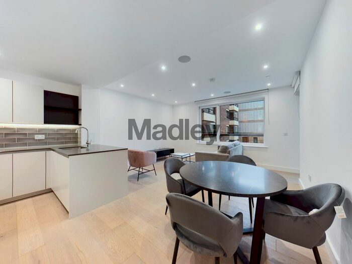 2 Bedroom Flat To Rent In The Crosse, New Tannery Way, London, SE1