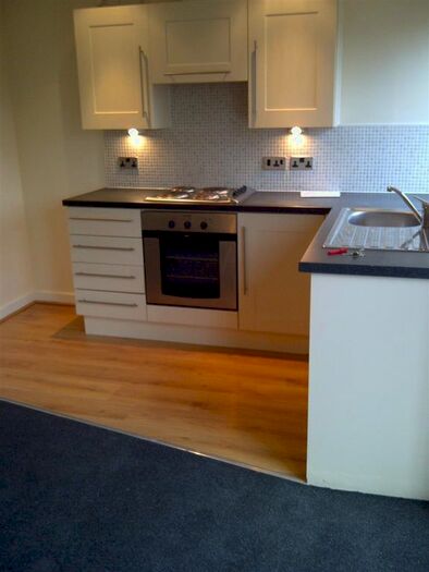 2 Bedroom Flat To Rent In Grimshaw Lane, Middleton, Manchester, M24