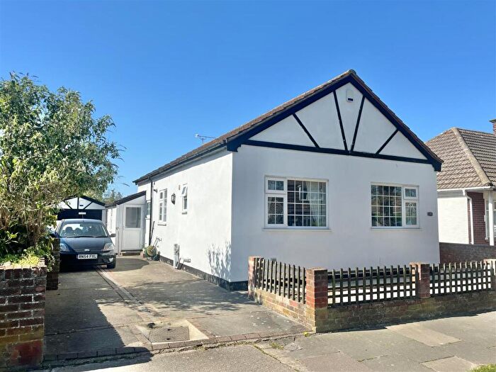 3 Bedroom Detached Bungalow For Sale In Jameson Road, Clacton-On-Sea, Essex, CO15