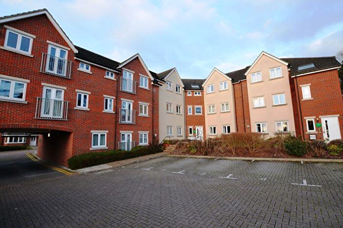 2 Bedroom Flat To Rent In Almond Court, Cromwell Road, Camberley, GU15