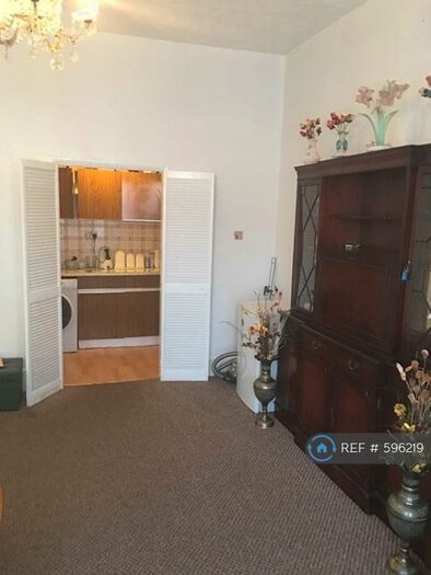 1 Bedroom Flat To Rent In Mansfield Road, Ilford, IG1