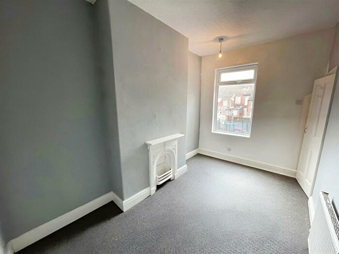 2 Bedroom Terraced House To Rent In Exchange Street, Hyde Park, Doncaster, DN1