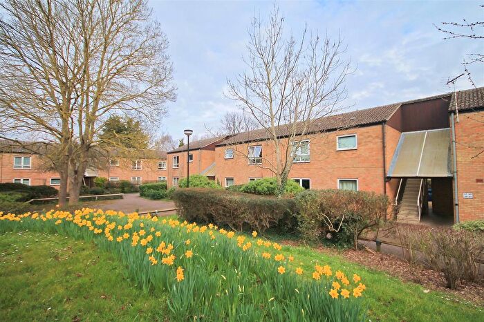 1 Bedroom Flat To Rent In Monkswell, Trumpington, Cambridge, CB2