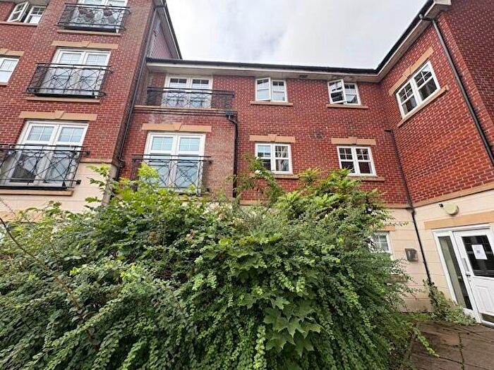 2 Bedroom Apartment To Rent In Astley Brook Close, Bolton, BL1