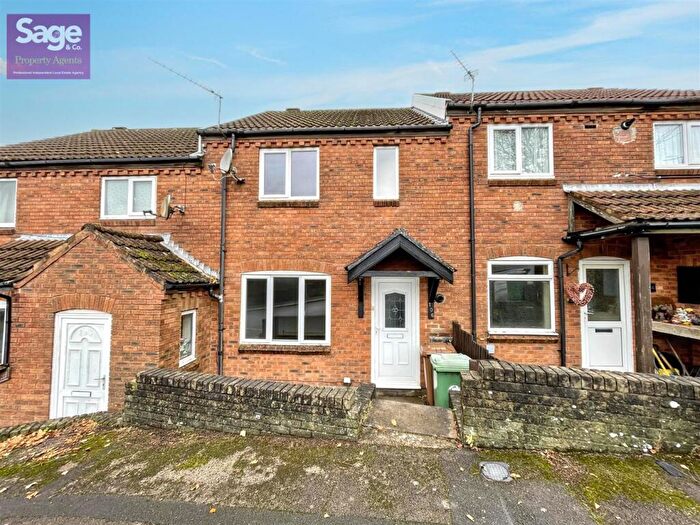 2 Bedroom Terraced House For Sale In Cotswold Way, Risca, NP11