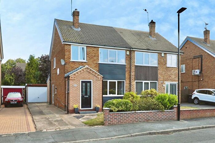 3 Bedroom Semi-Detached House For Sale In Grange Avenue, Hatfield, Doncaster, DN7
