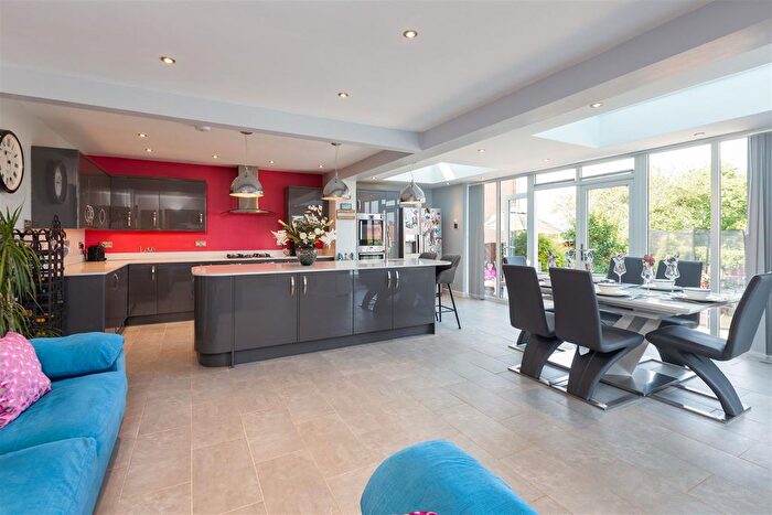5 Bedroom Detached House For Sale In Buseph Barrow, Morecambe, LA4