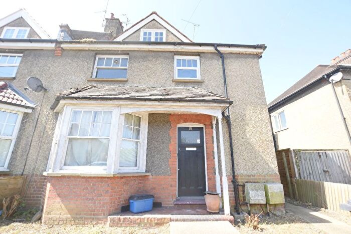 5 Bedroom Terraced House To Rent In Furzehill Road, Borehamwood, WD6