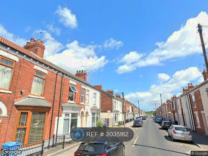 2 Bedroom Terraced House To Rent In Mersey Street, Hull, HU8