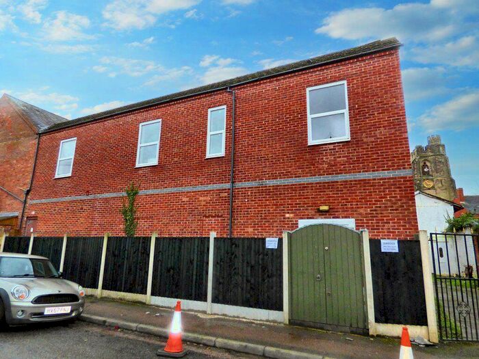 2 Bedroom Flat To Rent In Derby Road, Long Eaton, NG10