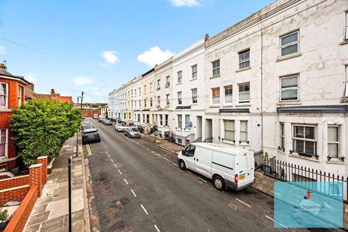 2 Bedroom Flat For Sale In Arundel Street, Brighton, BN2