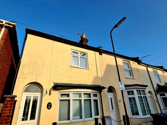 4 Bedroom Terraced House To Rent In Middle Street, Southampton SO14