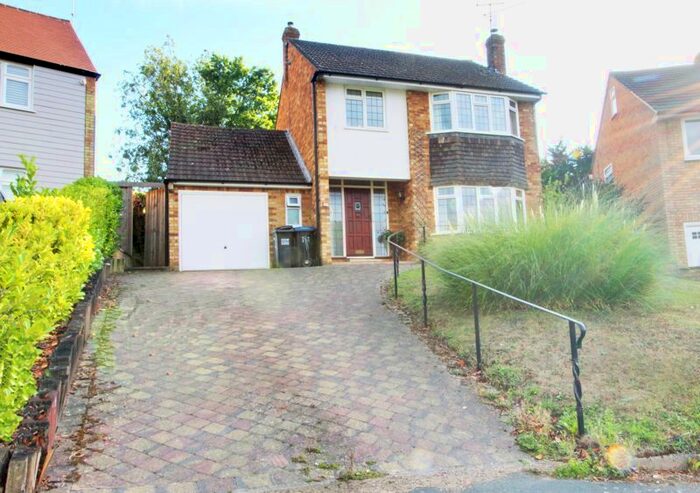 4 Bedroom Detached House To Rent In Brookside Crescent, Cuffley, Potters Bar, EN6