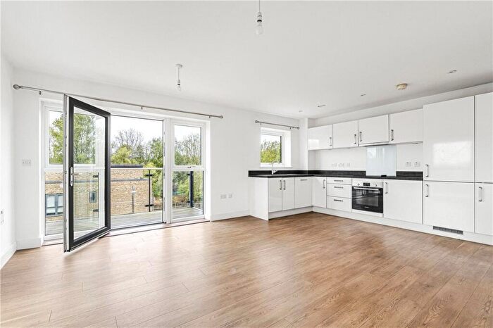 2 Bedroom Apartment To Rent In Atlas Way, Oakgrove, Milton Keynes, Buckinghamshire, MK10