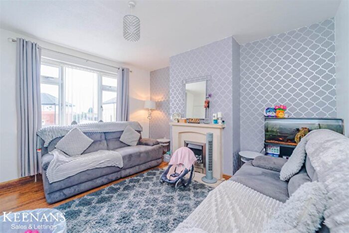 3 Bedroom Semi Detached House For Sale In Hodder Street, Burnley, BB10