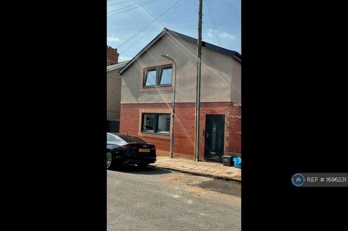 1 Bedroom Flat To Rent In Jenner Street, Barry, CF63