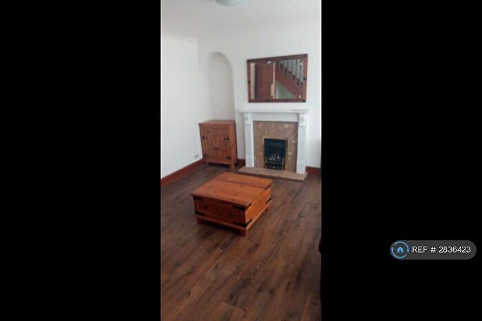 2 Bedroom Terraced House To Rent In Broadgate Avenue, Nottingham, NG9