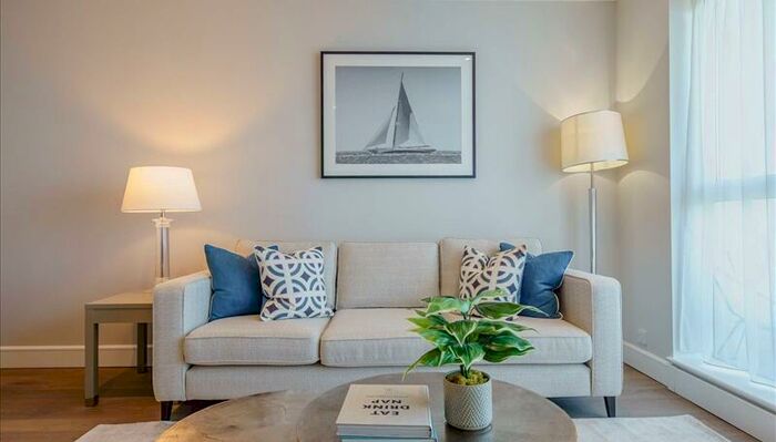 2 Bedroom Apartment To Rent In Circus Apartments, E14