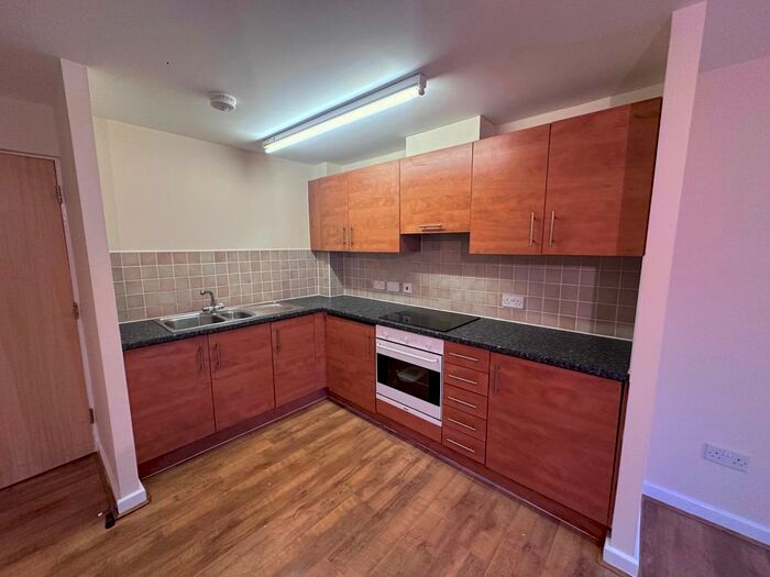 2 Bedroom Flat To Rent In Flat, Bramford Place, Bramford Road, Ipswich, IP1